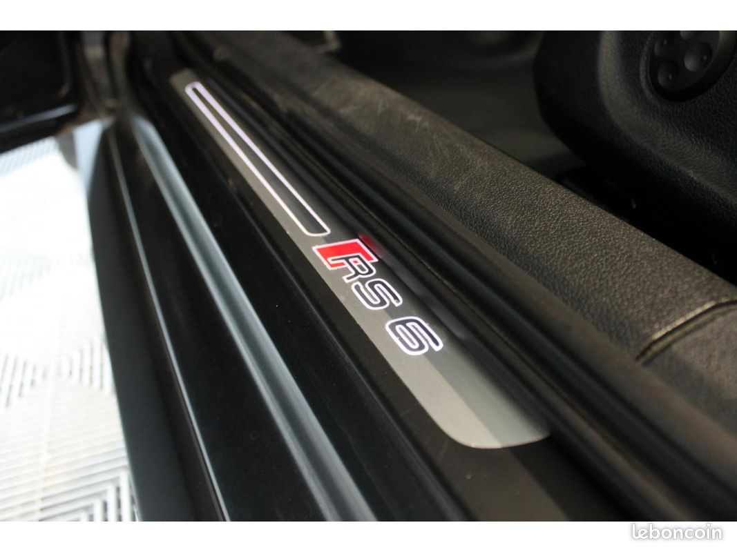 AUDI RS6 AVANT Quattro 4.0i V8 TFSI - 605 Performance - Suivi Audi / Toit ouvrant / Sieges Chauffant / Bose (image 34)