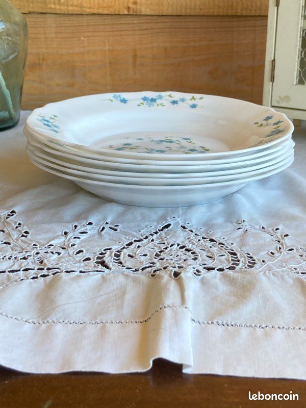 Lot De 6 Assiettes Creuses Arcopal Véronica - Décor Myosotis Vintage (Occasion)