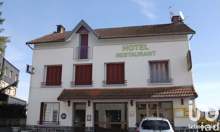 Immeuble 500 m² Herment