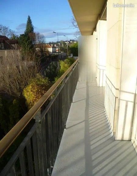 Appartement 3 pièces 73 m² · à Garches · 73 m² · 1 750 €/mois