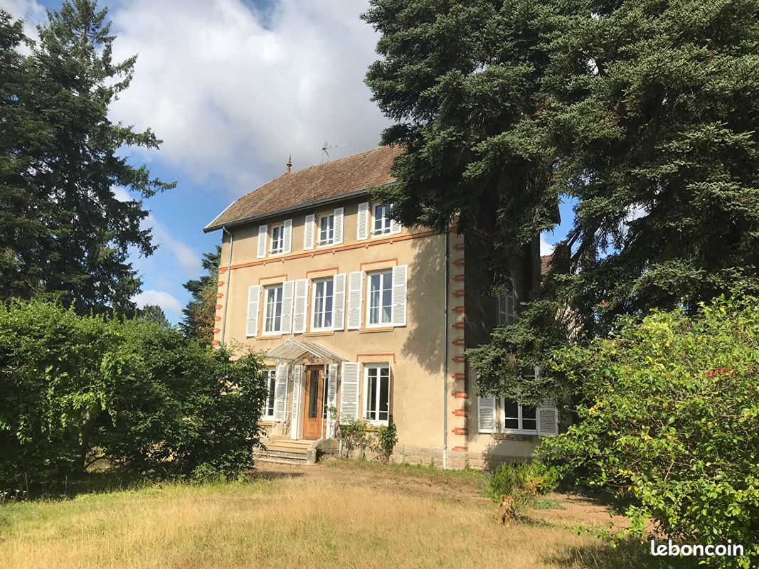 Maison 6 pièces 172 m² · à Paray-le-Monial · 172 m² · 336 000 €