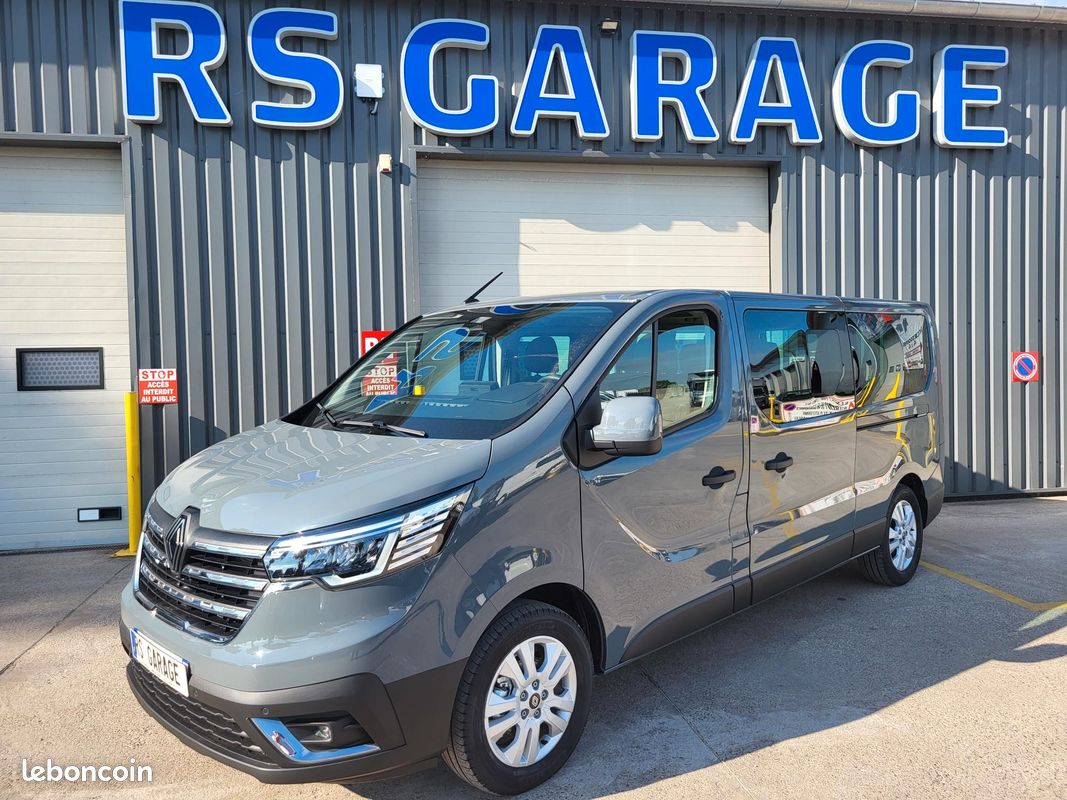 RENAULT TRAFIC COMBI L2 GRAND TECHNO 2.0 Blue DCI 150 BVM6 EASY ACESS 09 PLACES NEUF avec AMÉNAGEMENT TRANSPORT FAUTEUIL ROULANT + CAMÉRA RECUL + GPS / SANS MALUS ÉCOLOGIQUE ( Prix Vente 35 990 HT ) (image 2)
