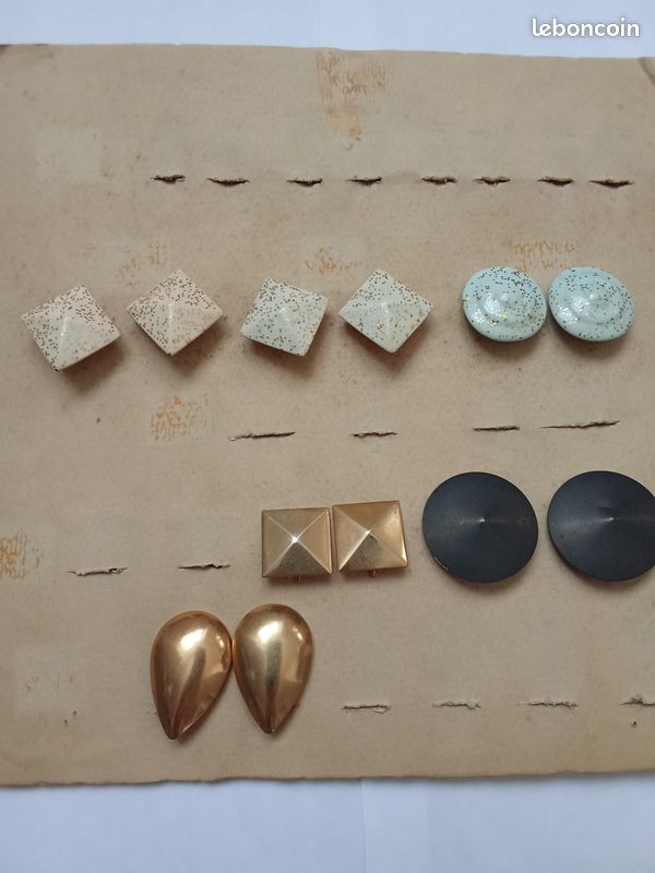 Lot de 6 paires de boucles d'oreilles neuves pour femme à pince pas besoin d'oreilles percées expédition rapide par mondial Relay (image 1)