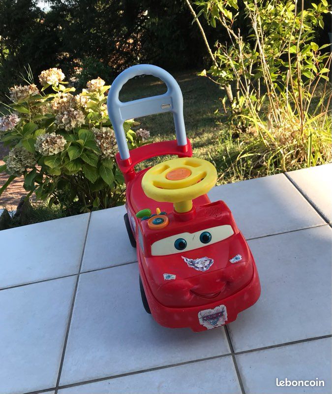 Porteur Cars Flash McQueen Jeux Jouets