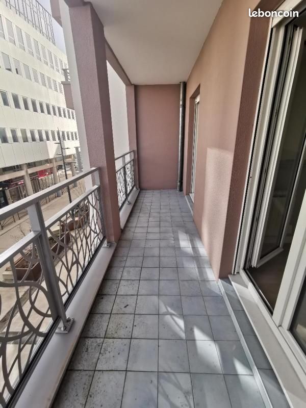 Appartement a louer oyonnax - 3 pièce(s) - 66 m2 - Surfyn