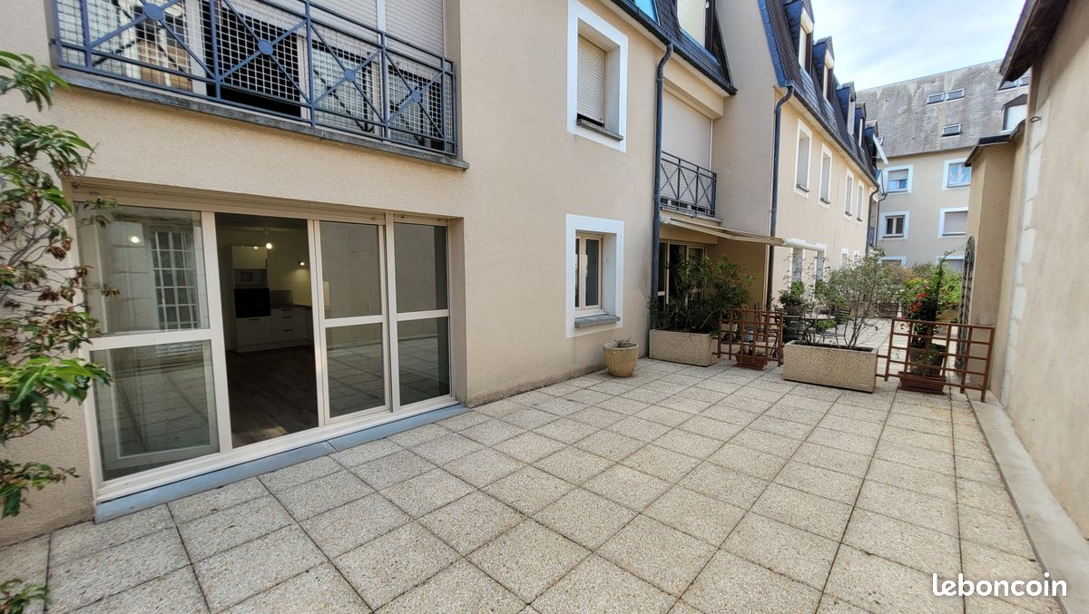 Appartement 2 pièces 49 m² · à Vendôme · 49 m² · 595 €