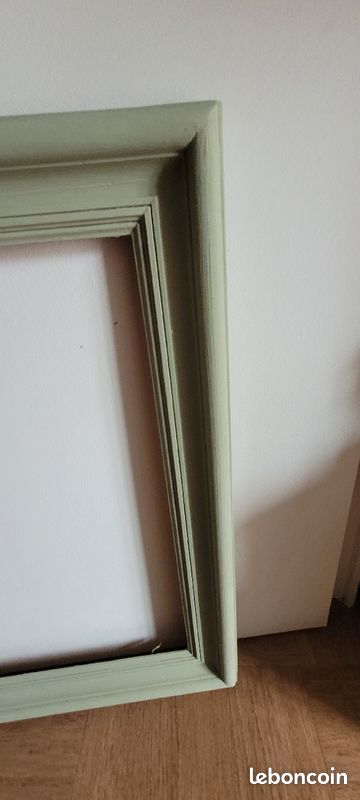 Cadre avec moulures peint en vert sauge (image 5)