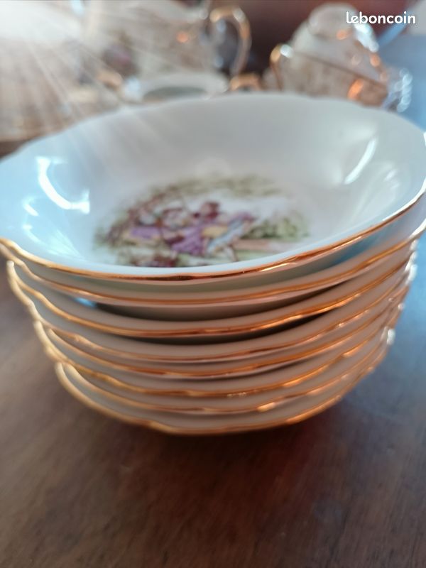 Lot de 8 petites assiettes - porcelaine allemande (image 1)