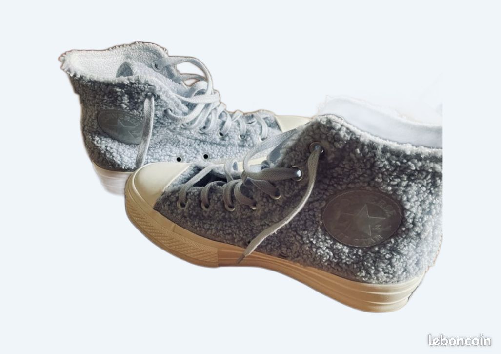 Converse Chuck Taylor Lift montantes à plateforme imitation peau de mouton (image 1)