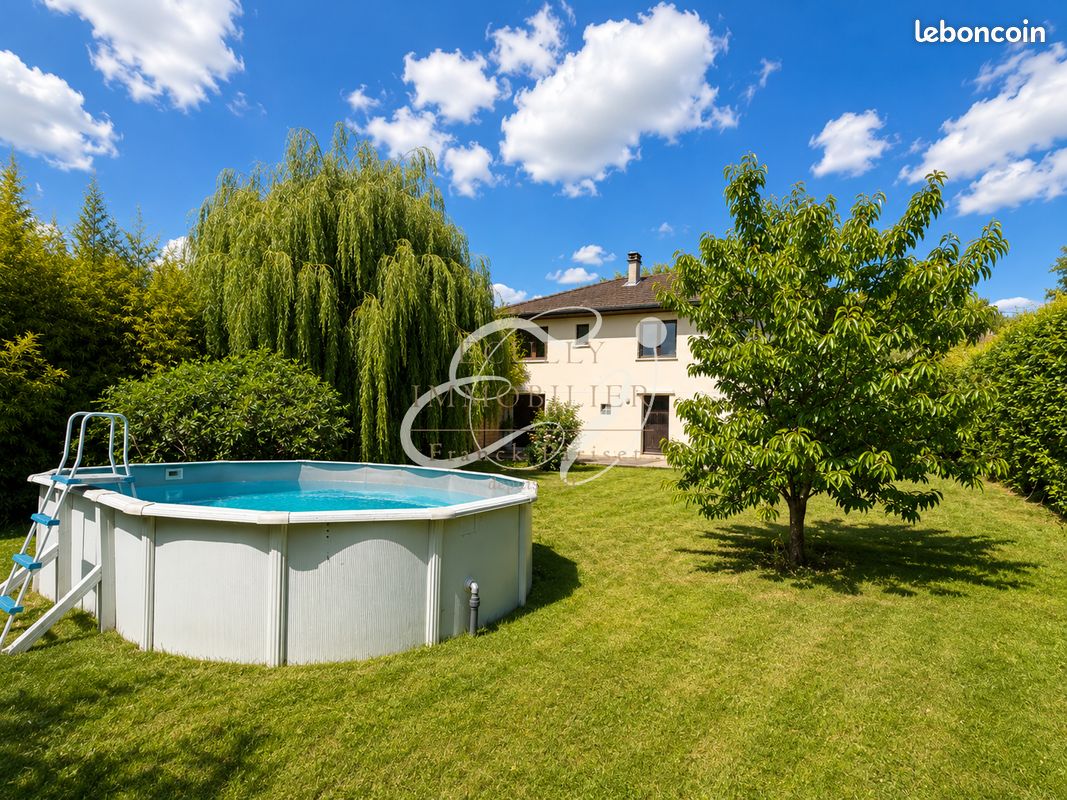 Maison 6 pièces 182 m² · à Chamagnieu · 182 m² · 259 000 €