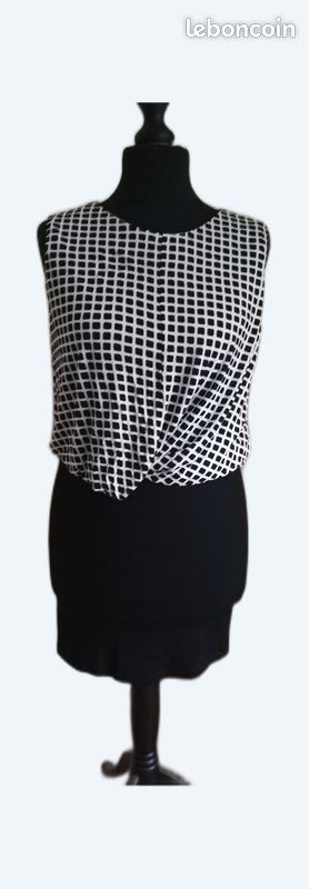 Robe De chez Mango noire et blanc le haut à petits carreaux drapé vert côté de la ceinture (image 1)