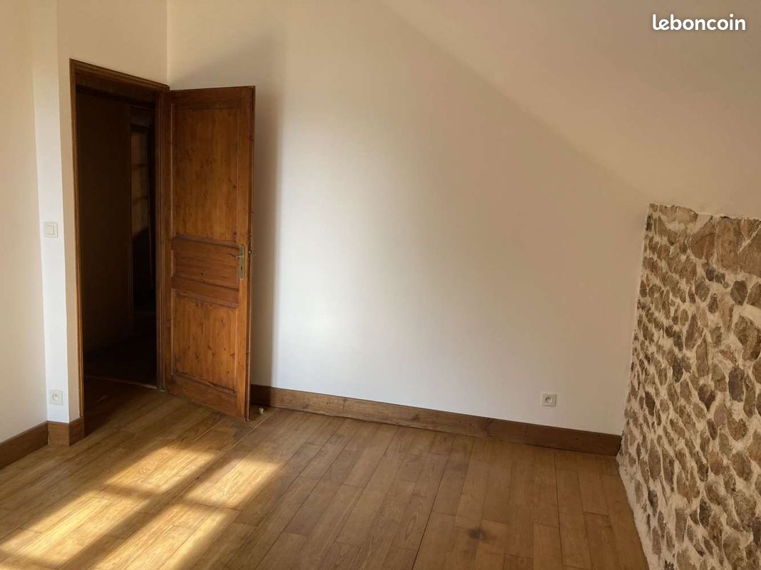 Maison 5 pièces 131 m² - Saint-Julien-le-Petit 87460 (image principale 9)