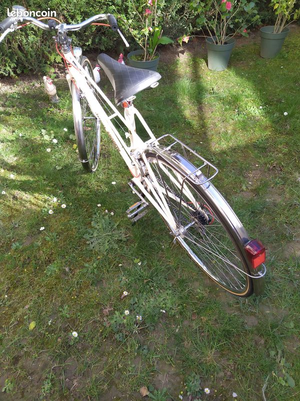 Chaussures De Cyclisme Mixte Vintage DECATHLON Pointure 39 - Label Emmaüs