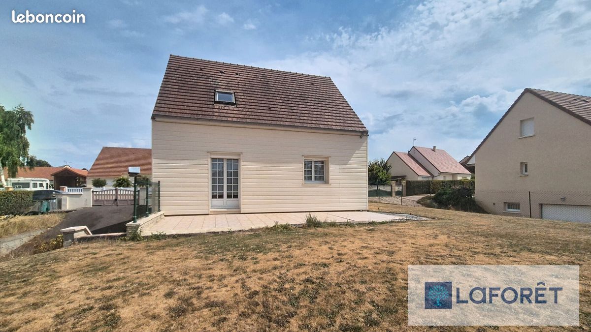 Maison 5 pièces 87 m² · à Les Monts d'Aunay · 87 m² · 192 000 €