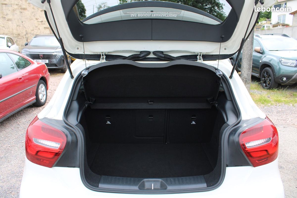 Mercedes CLASSE A 45 AMG "4MATIC" 380 CV GPS CAMÉRA JA 19 USB RECARO FULL LED BOITE SPEEDSHIFT-DCT (image 7)