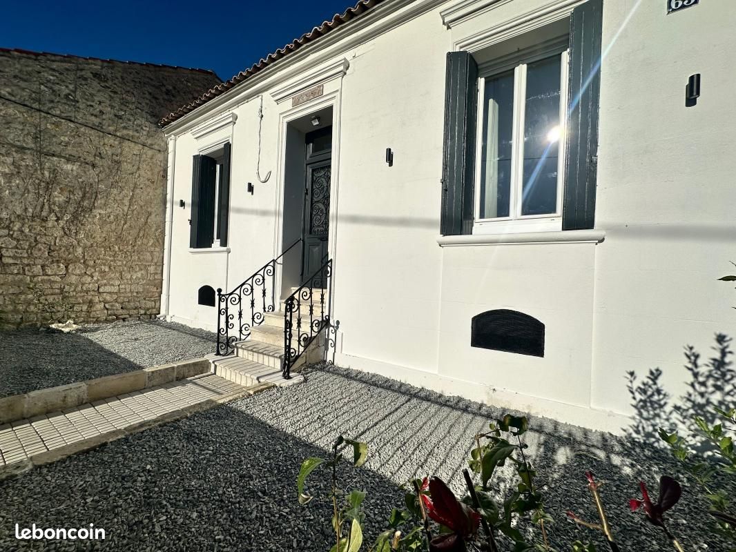 Maison 4 pièces 74 m² · à Saintes · 74 m² · 149 800 €