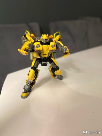 Transformers masterpiece bumblebee Jeux Jouets