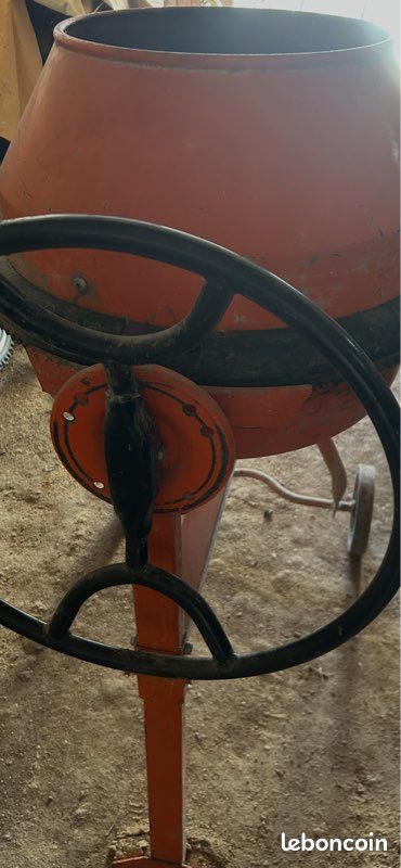Bétonnière électrique (image 1)