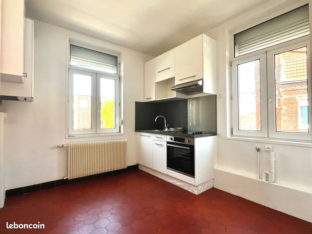 Appartement 3 pièces 53 m² · à La Madeleine · 53 m² · 794 €