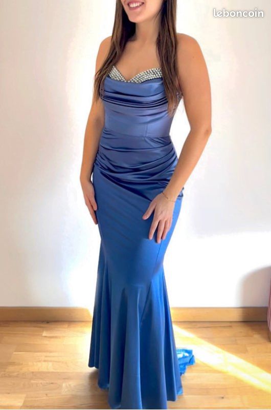 Robe de soirée (image 1)