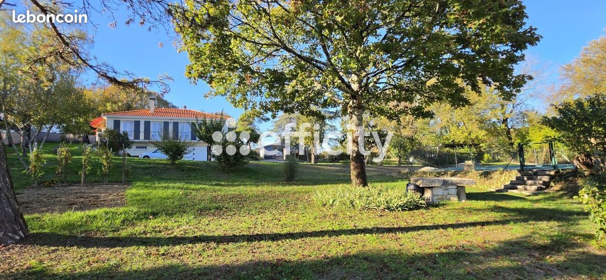 Maison 5 pièces 90 m² · à Touvre · 90 m² · 256 000 €