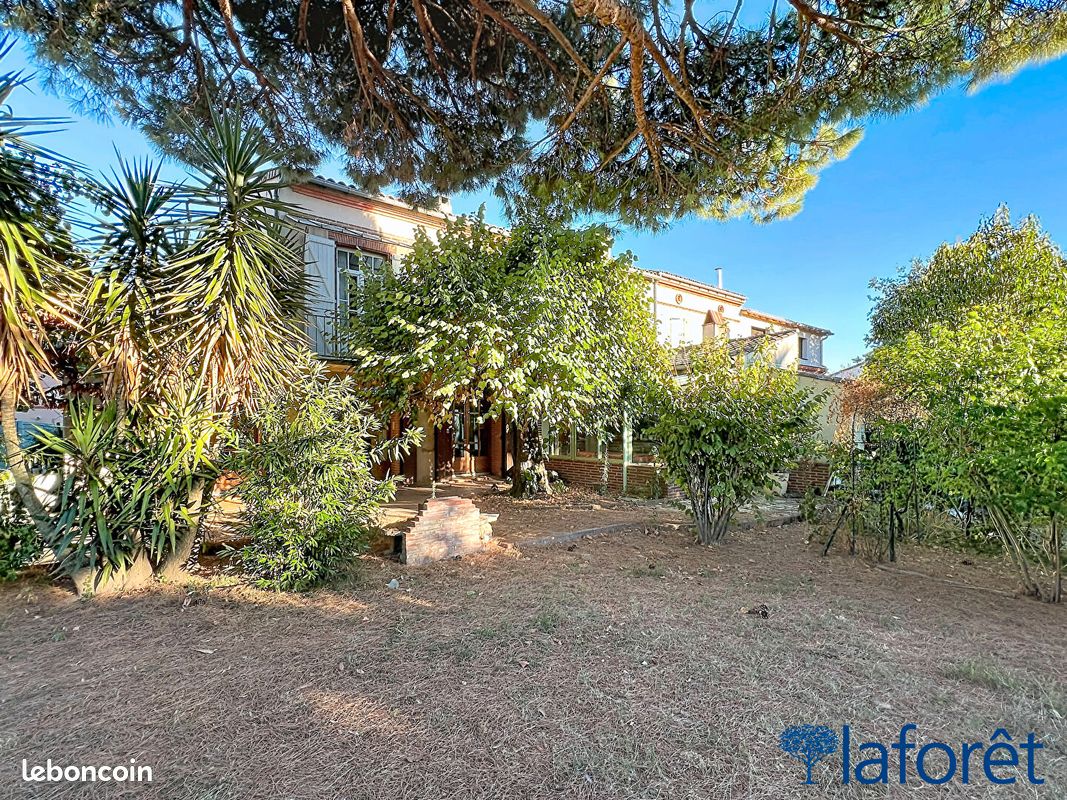 Maison 12 pièces 270 m² · à Toulouse · 270 m² · 1 242 000 €