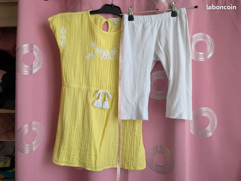 Ensemble été Verbaudet robe jaune brodé et legging short blanc 6 ans (image 9)