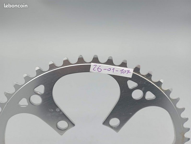 Plateau Vélo Stronglight 28 Dents – 86 BCD – Ultra Léger – NOS Japon