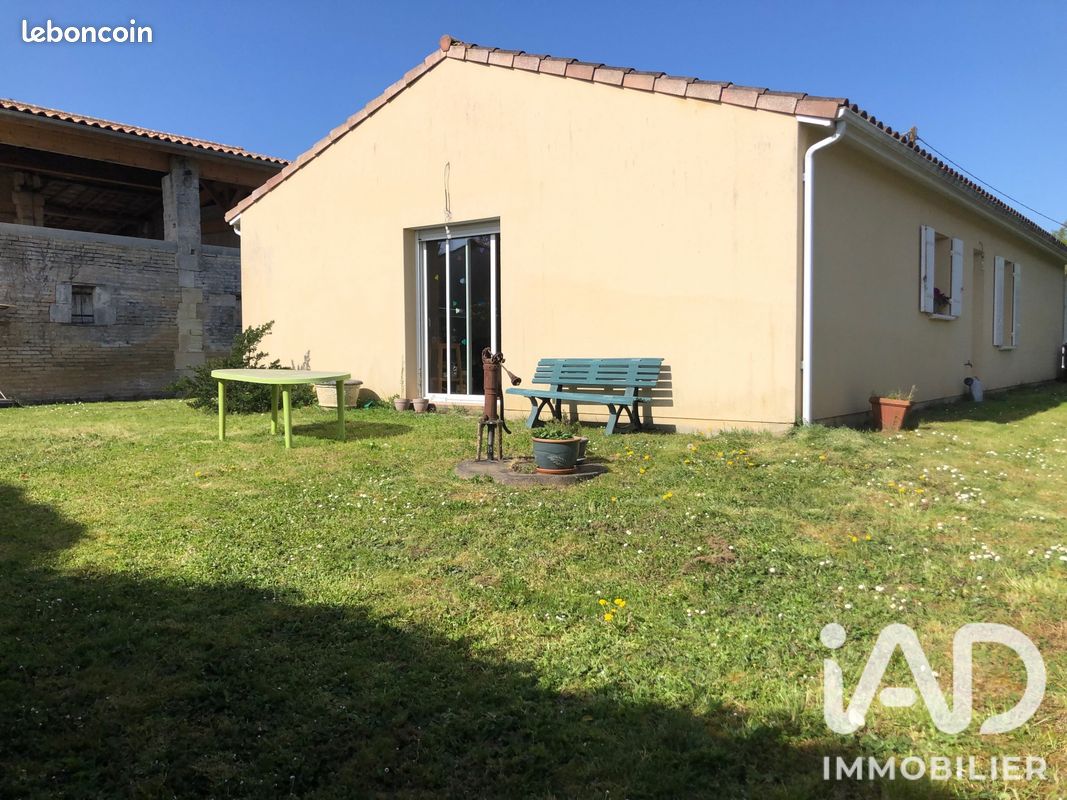Maison 5 pièces 103 m² · à Galgon · 103 m² · 230 000 €