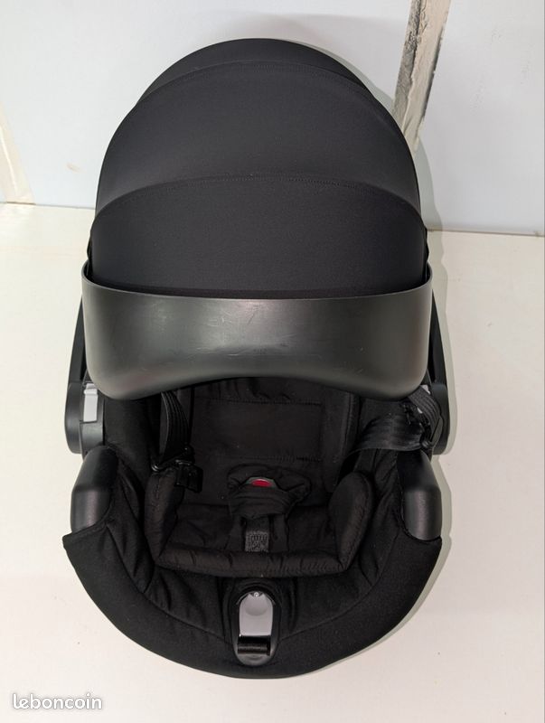 Cosy yoyo + base isofix + adaptateurs + house (image 6)
