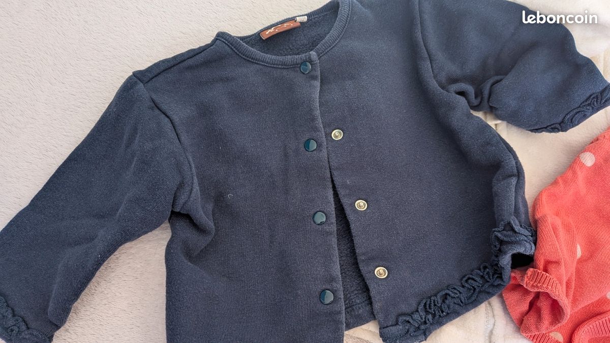 Lot de gilets 12 mois (image 2)