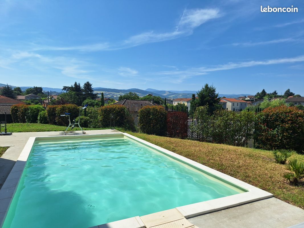 Maison 4 pièces 110 m² · à Rive-de-Gier · 110 m² · 330 000 €
