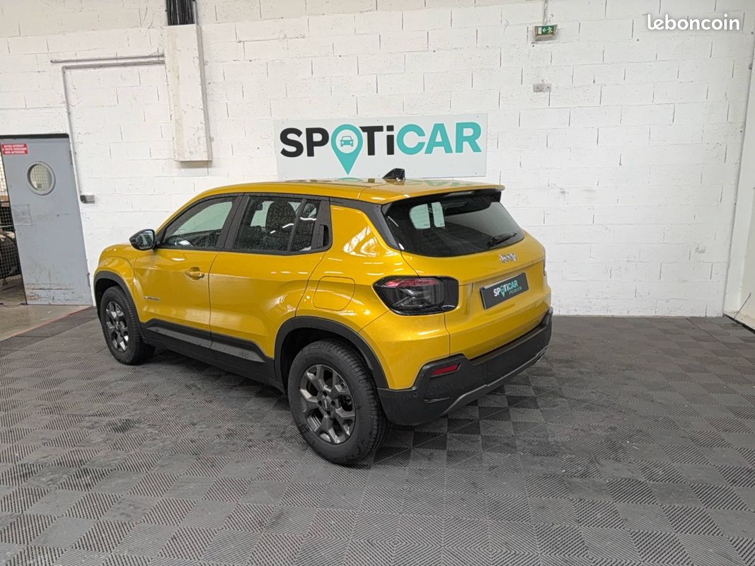 JEEP Avenger 1.2 Turbo T3 100 ch e-Hybrid BVR6 Longitude (image 7)