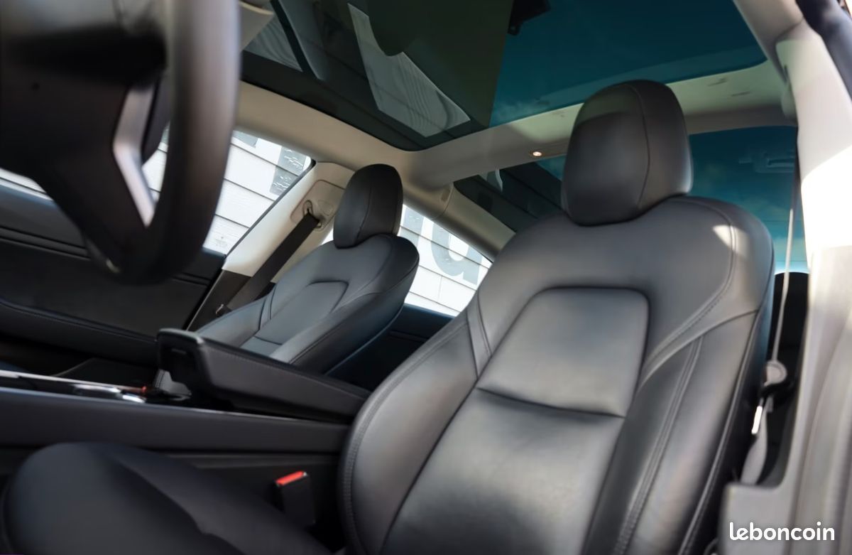 TESLA MODEL 3 Long Range Dual Motor AWD | Autopilot • Caméra 360 • Toit panoramique • 441ch (image 6)