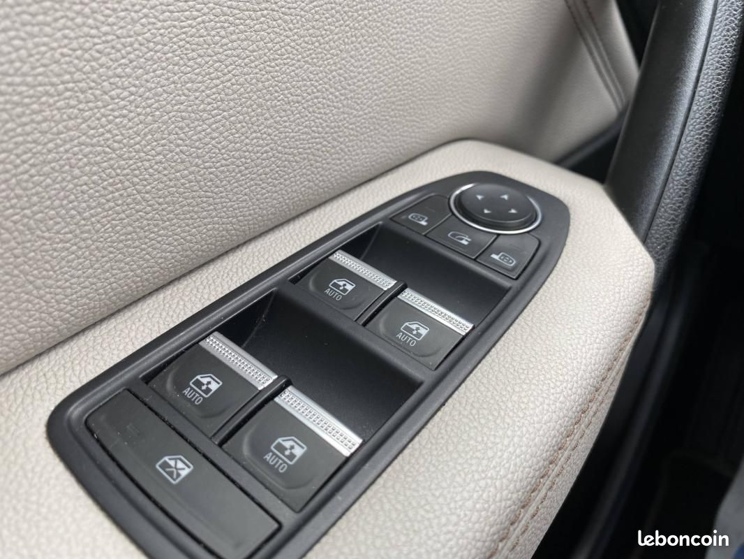 Renault Captur II (HJB) 1.6 E-Tech Plug-in 160ch Initiale Paris (image 19)