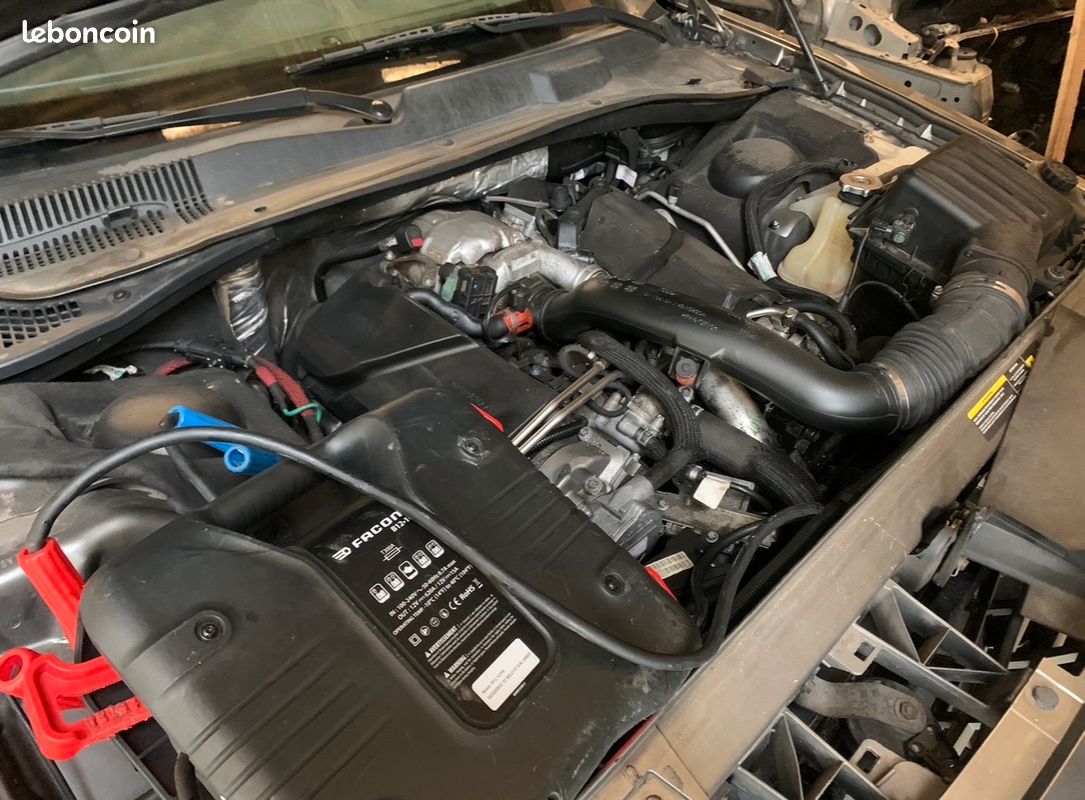 Moteur pour CHRYSLER 300C OM 642980 V6 3.0 CRD 218 cv complet Prix 2500 Euros LIVRAISON POSSIBLE (image 1)