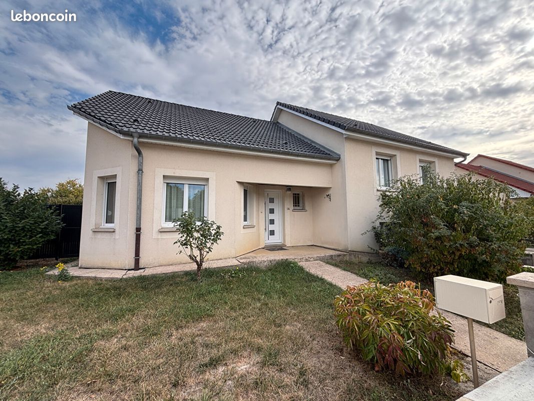 Maison 6 pièces 134 m² · à Guénange · 134 m² · 398 000 €