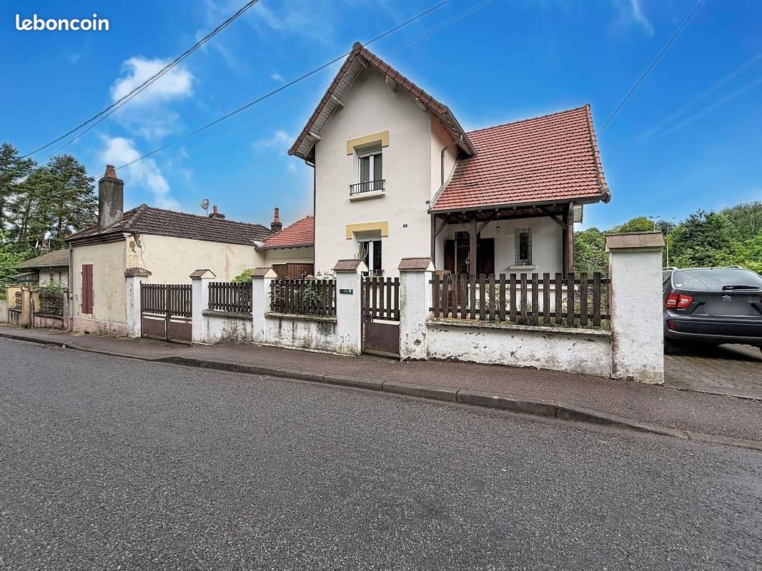 Maison 4 pièces 90 m² · à Le Creusot · 90 m² · 139 800 €