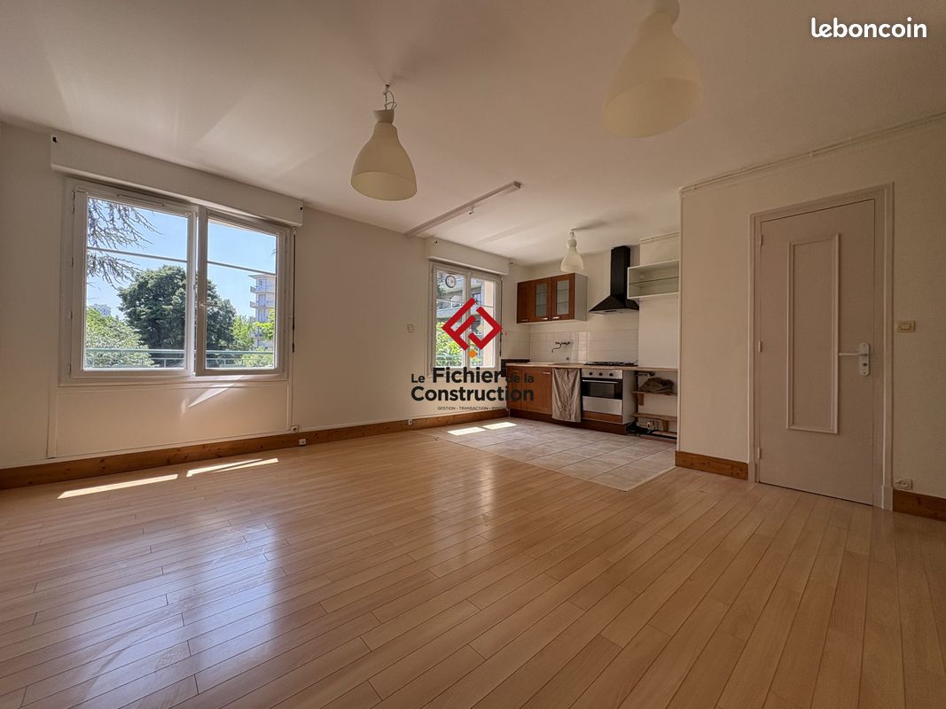 Appartement 2 pièces 53 m² · à Grenoble · 53 m² · 698 €/mois