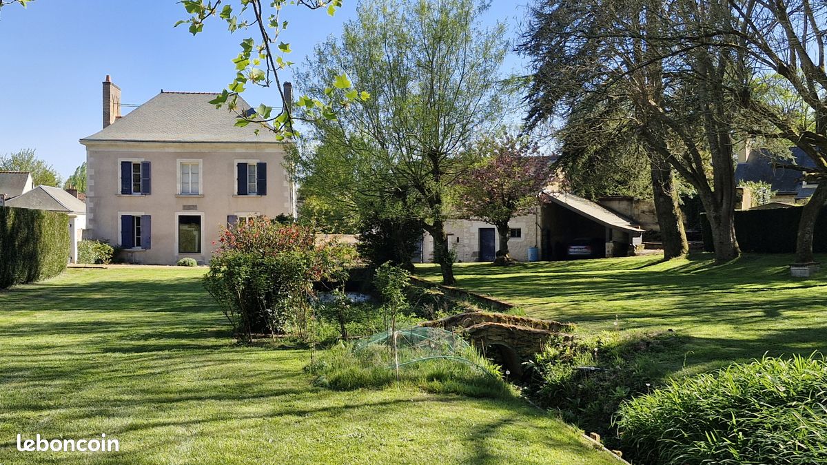 Maison 8 pièces 200 m² · à Mouliherne · 200 m² · 309 000 €