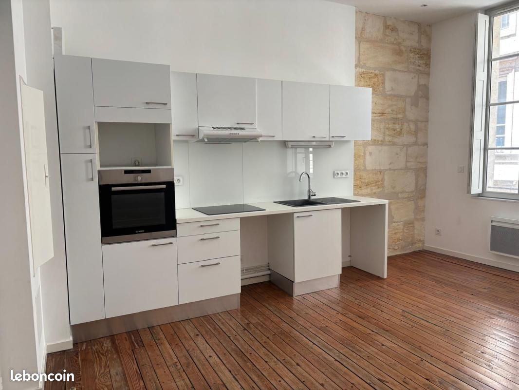 Appartement 3 pièces 67 m² · à Bordeaux · 67 m² · 1 205 €