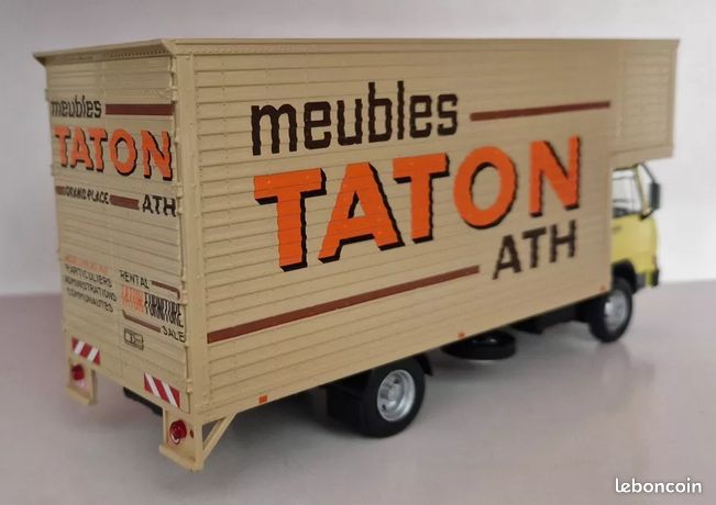 Modèle Réduit Berliet Dauphin 560 K à Capucine - échelle 1/43 - Altaya - Neuf