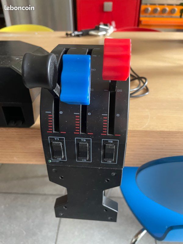 Simulateur de vol Saitek (image 2)