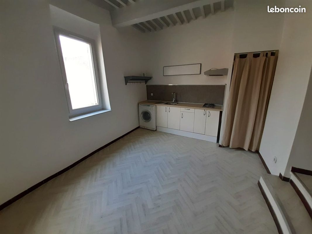 Appartement 2 pièces 28 m² · à Lambesc · 28 m² · 520 €