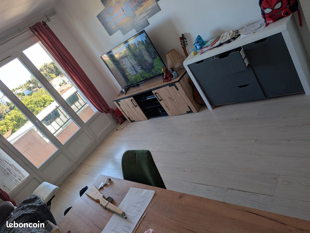 Appartement 4 pièces 70 m² · à Nîmes · 70 m² · 900 €