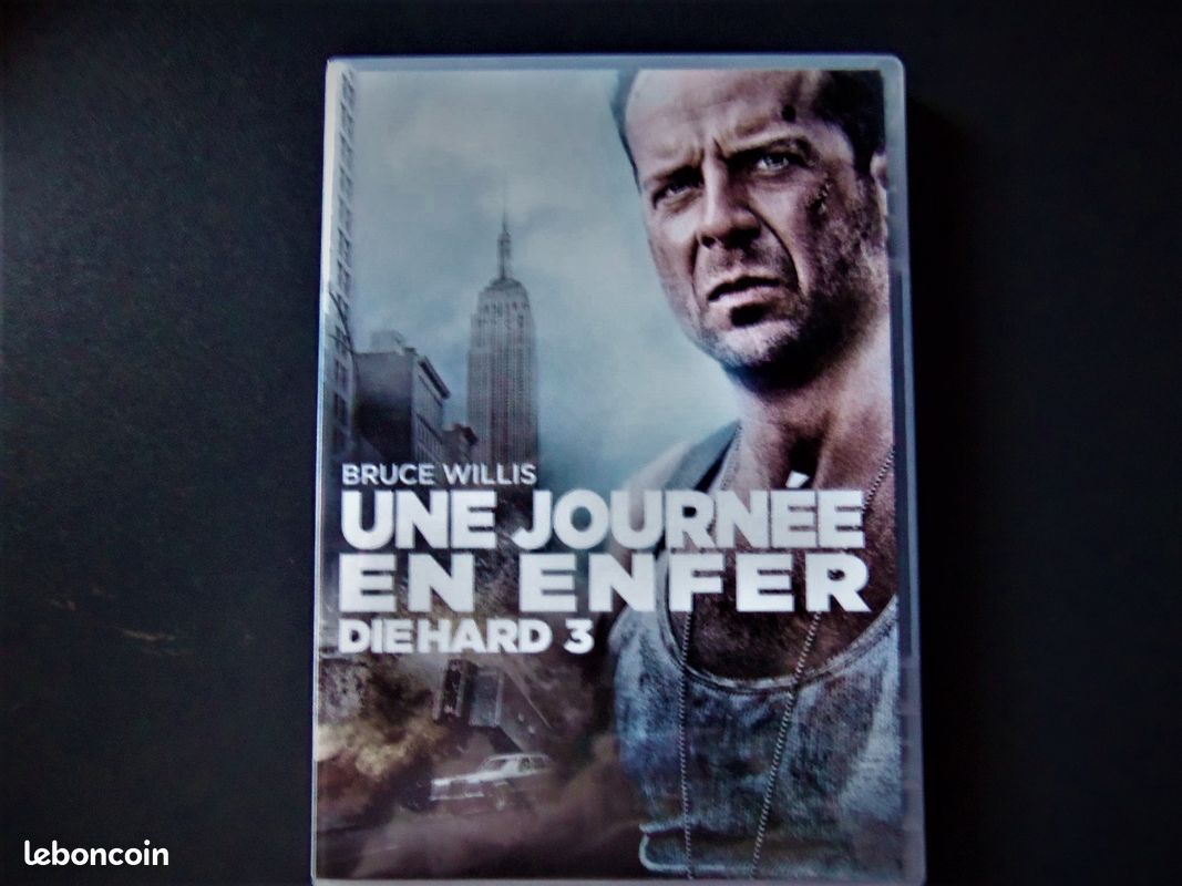 Une Journée En Enfer Streaming Vf Une journée en enfer DVD DIE HARD 3 - DVD - Films