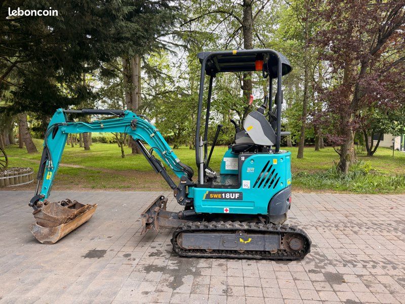 Sunward Mini Pelle SWE 18 UF Canopy 3 godets 1.8T 2023