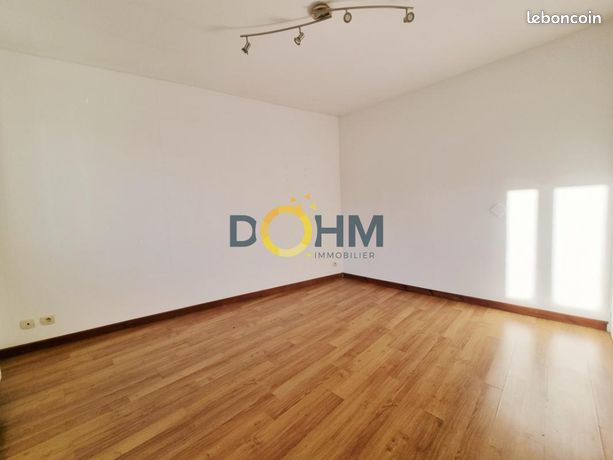 https://img.leboncoin.fr/api/v1/lbcpb1/images/68/f0/98/68f098e6cb6ff60a84388326183d9b7ba3d5c480.jpg?rule=ad-image