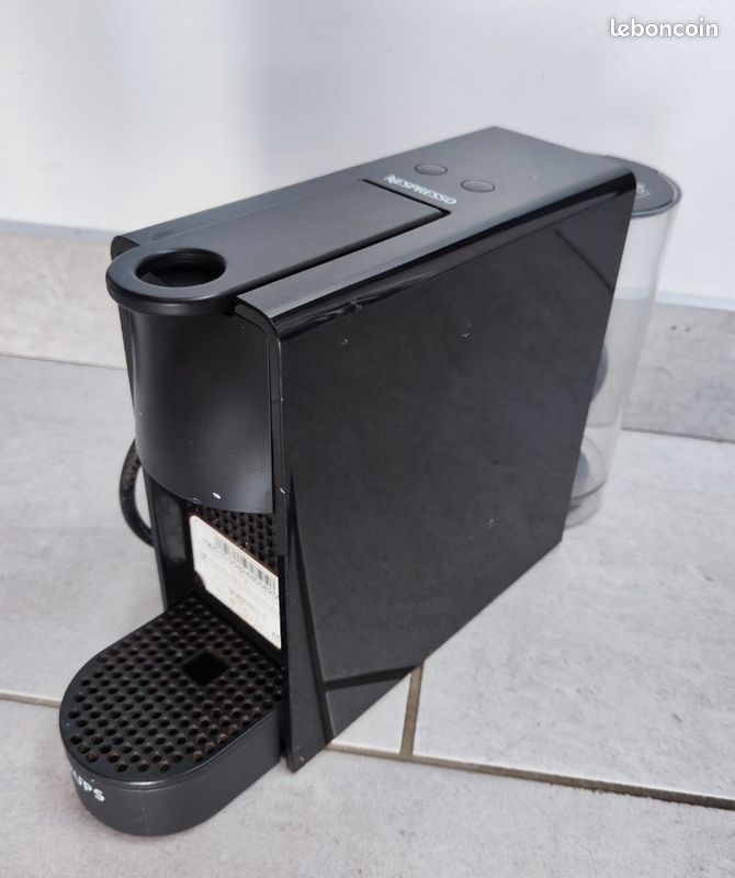 Mini Coffee Krups Nespresso Essenza Mini Xn110 Nespresso Mini-machine à  Café à Capsules Krups XN110 Essenza 0,6 - Main Image