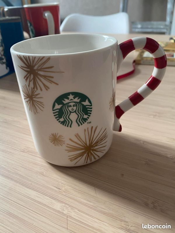 Mug Starbucks Noël 2016 - Série Limitée - Céramique Noire - Neuf Dans Son Emballage D'origine